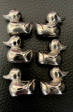 PORTE COUTEAUX / PORTE NOMS  / PORTE MENUS ART DECO MODELE CANARD METAL  ARGENTE