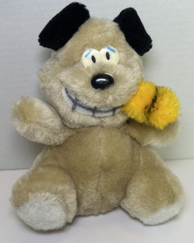 Vintage dog odie - dog,