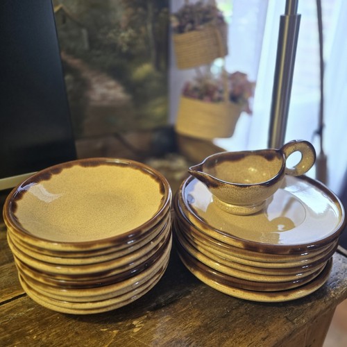 Magnifique service assiettes - service,