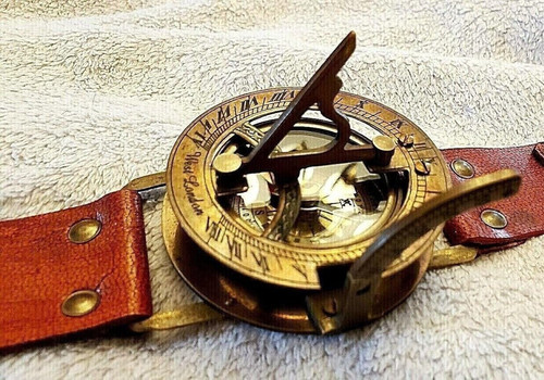 Ancienne boussole militaire