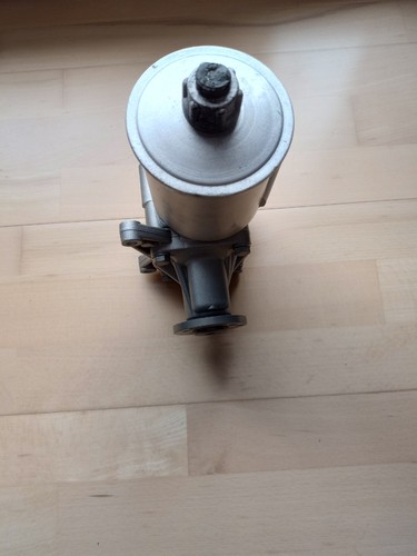 Pompe neuf pour mercedes - pompe,