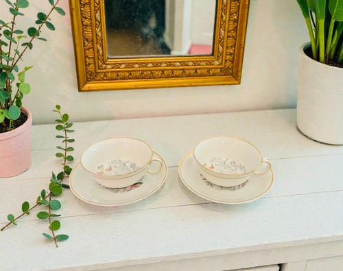 Lot tasses et soucoupes - de,