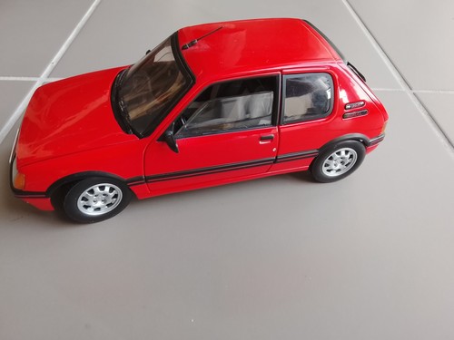 Peugeot 205 gti - 205, rouge