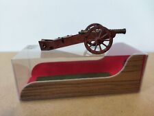 - CANONS DU PASSÉ. CANON COULEUVRINE 1470 (BOURGOGNE) - OUGEN ROSKOPF. ELASTOLIN