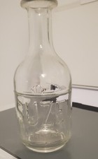 Ancienne carafe Suze  en verre