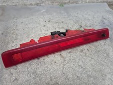 Feu arriere stop central