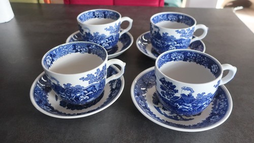 Ensemble tasses et - ensemble,