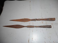 Lot de 2 anciennes pointes de lance africaine en fer frogé art ethnique Afrique
