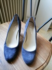 Escarpins gris cuir daim