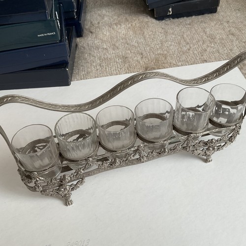 Porte verres liqueur en - a,