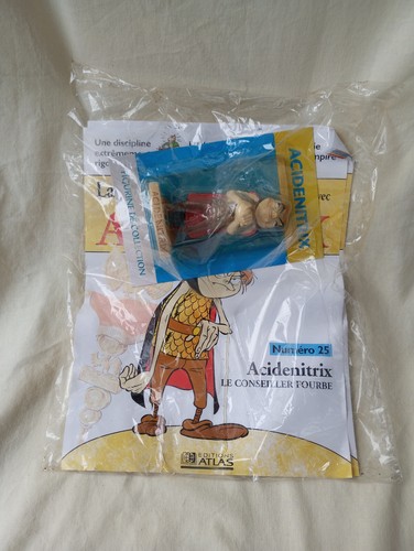 Figurine acidenitrix - figurine,