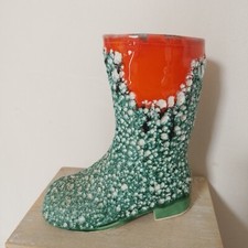 Vase ceramique forme de Botte Vallauris emaillage Fat Lava