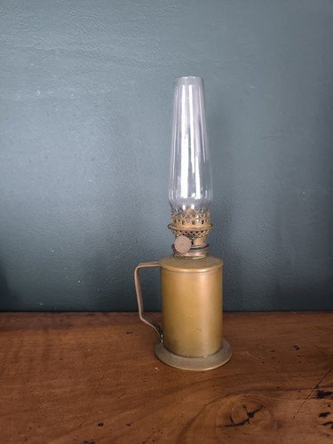 Ancienne lampe pétrole - lampe, À