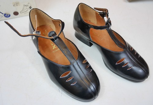 Chaussures anciennes cuir - , 1950