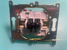 Double interrupteur va et