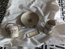 Service De Toilette Poupée