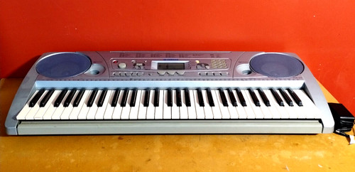 Yamaha keyboard piano - keyboard, 60