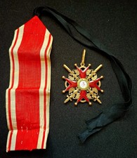 RUSSIE IMPÉRIALE - Ordre de Saint Stanislas 2ème classe bronze émaillé avec épées