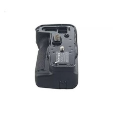 1 PC D-BG4 Vertical Battery