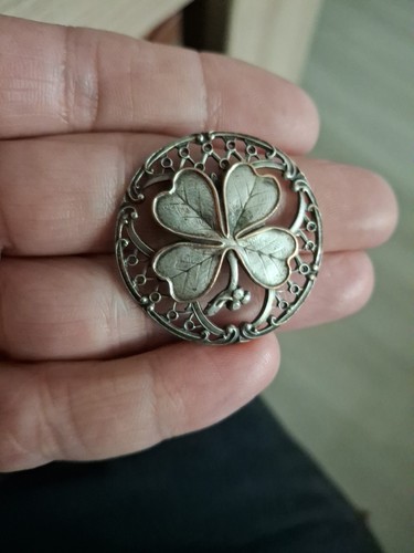 Bouton métal ajouré trefle - bouton,