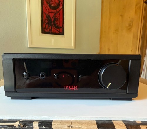 Rega integrated amp mm - io,