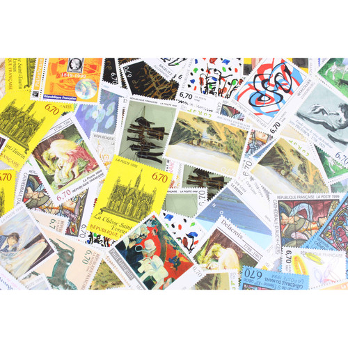 Lot 100 timbres - lot,