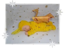 ⑪ - Poupon Poupée Déguisée en Papillon Jaune Anne Geddes 30 cm