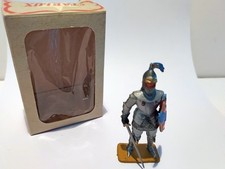STARLUX 1:32 Chevalier en armure avec épée  ref 6012 + boîte-vitrine (1970)