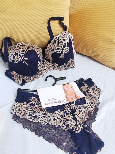 Ensemble lingerie femme neuve