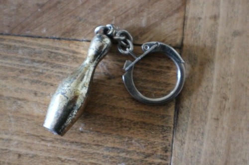 Ancien porte cle publicitaire - ancien,