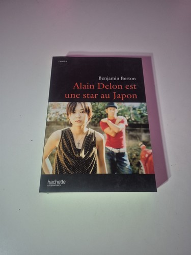 Livre alain delon est - ",