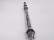 AXE DE ROUE ARRIERE SUZUKI RV 125 VANVAN 2010-2010 / NE 18787
