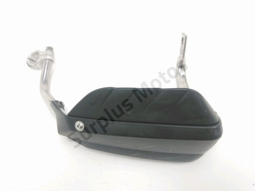 Protege main gauche bmw 800 - main, f