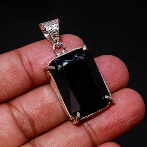 Pendentif bijou ancien design
