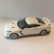 voiture VINTAGE voiture  BURAGO 2009 NISSAN GTR  1:43  10,5 cm