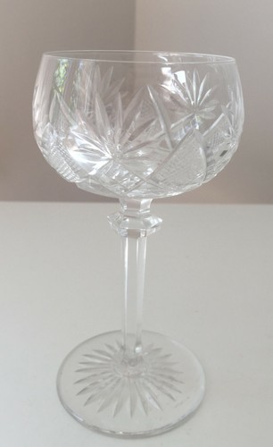 Beau verre cristal taillé - verre, en