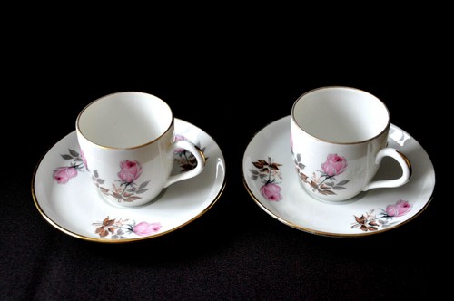 Duo tasses sous - de, sous-tasses