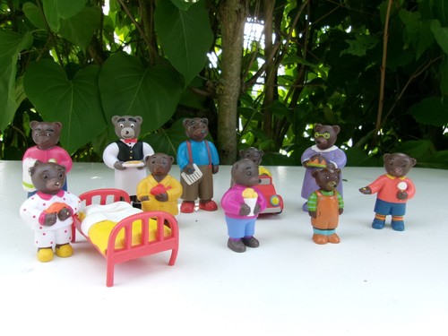 Figurine petit ours brun - brun, 2004