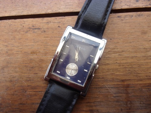 Montre horlogerie - montre,