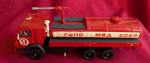 Vehicule pompiers russe - pompiers,