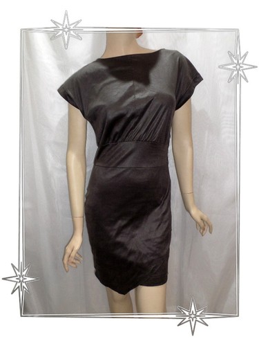 Robe courte fantaisie - -,