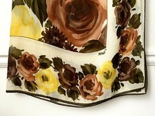 FOULARD Carré SOIE VINTAGE léger signé MONDI Fleur Jaune Marron Vert 93 x 104cm