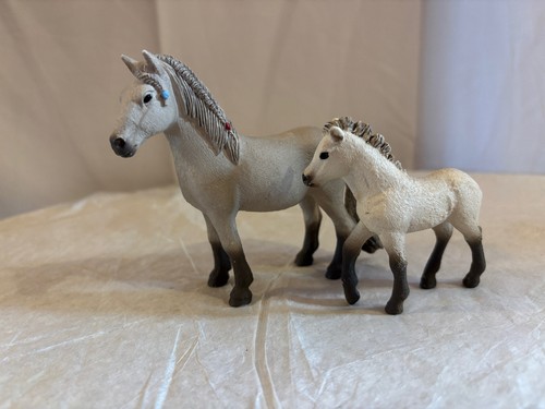 Schleich jument poulain - et,