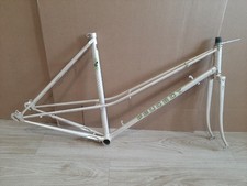 Cadre velo PEUGEOT 650 lady