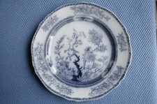 Assiettes anciennes en faience