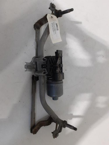 Moteur essuie glace avant