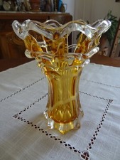 ancien vase de couleur