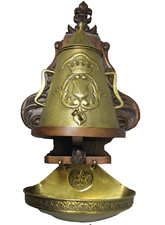 Fontaine aux armoiries