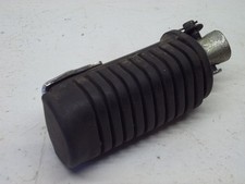 repose pied avant droit de