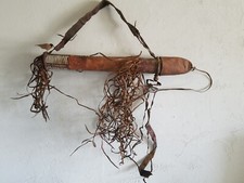 ART AFRICAIN ANCIEN : (PEUT ÊTRE DU BURKINA FASO !?)CARQUOIS EN CUIR TRESSÉ 